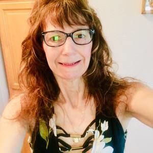 Meet your Posher, Cindy